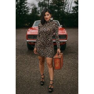 Love In Leopard Bodycon Dress L Ruched Front‎ Long Sleeve Made in US NWOT